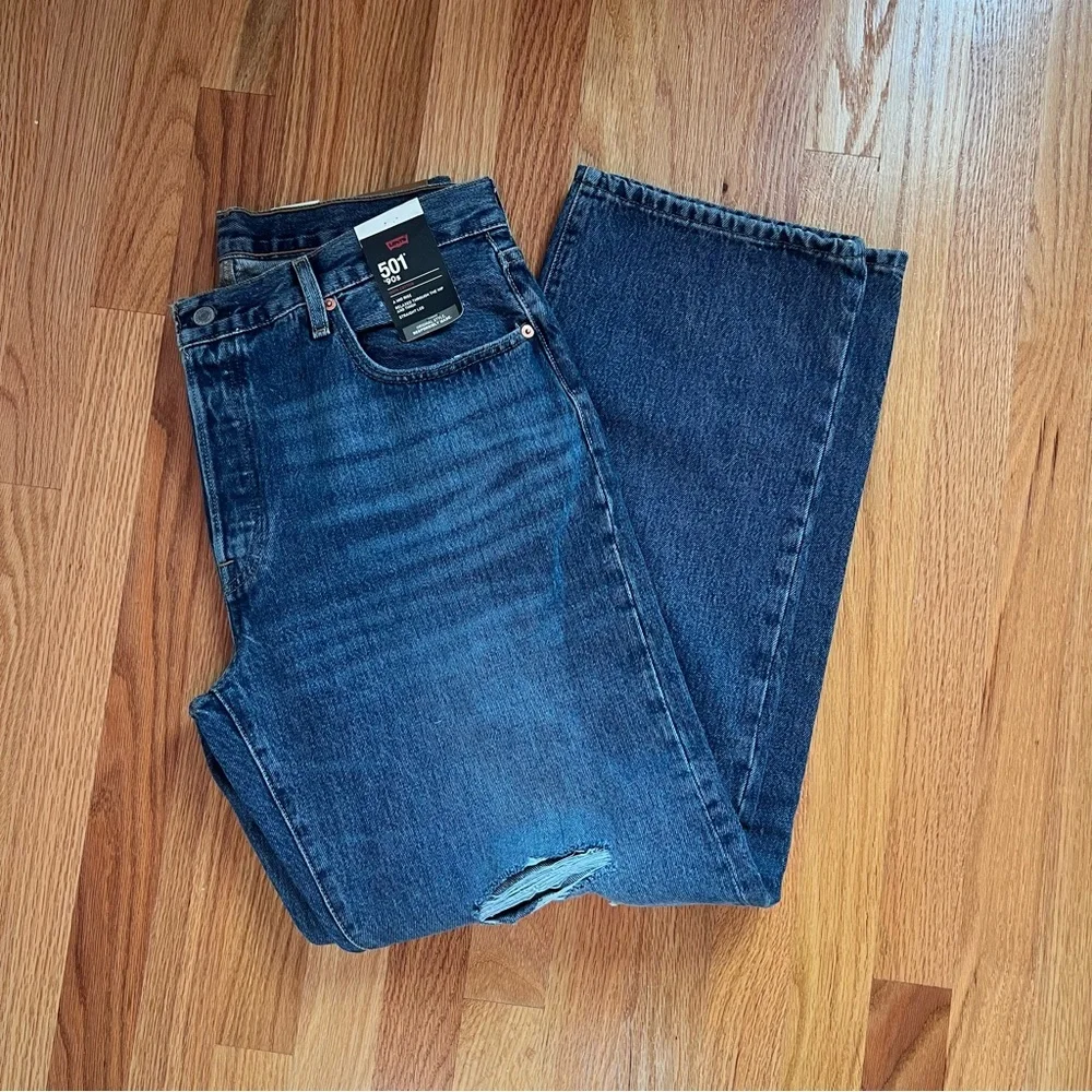 🌸NEW Levi’s 501 90’s Jeans - Picture 2 of 9
